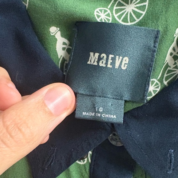 *SOLD* Maeve Anthropologie Bicycle Pattern Button Down Shirt Size 10 - Picture 3 of 5